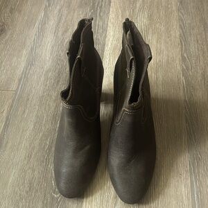 Women’s ankle boots